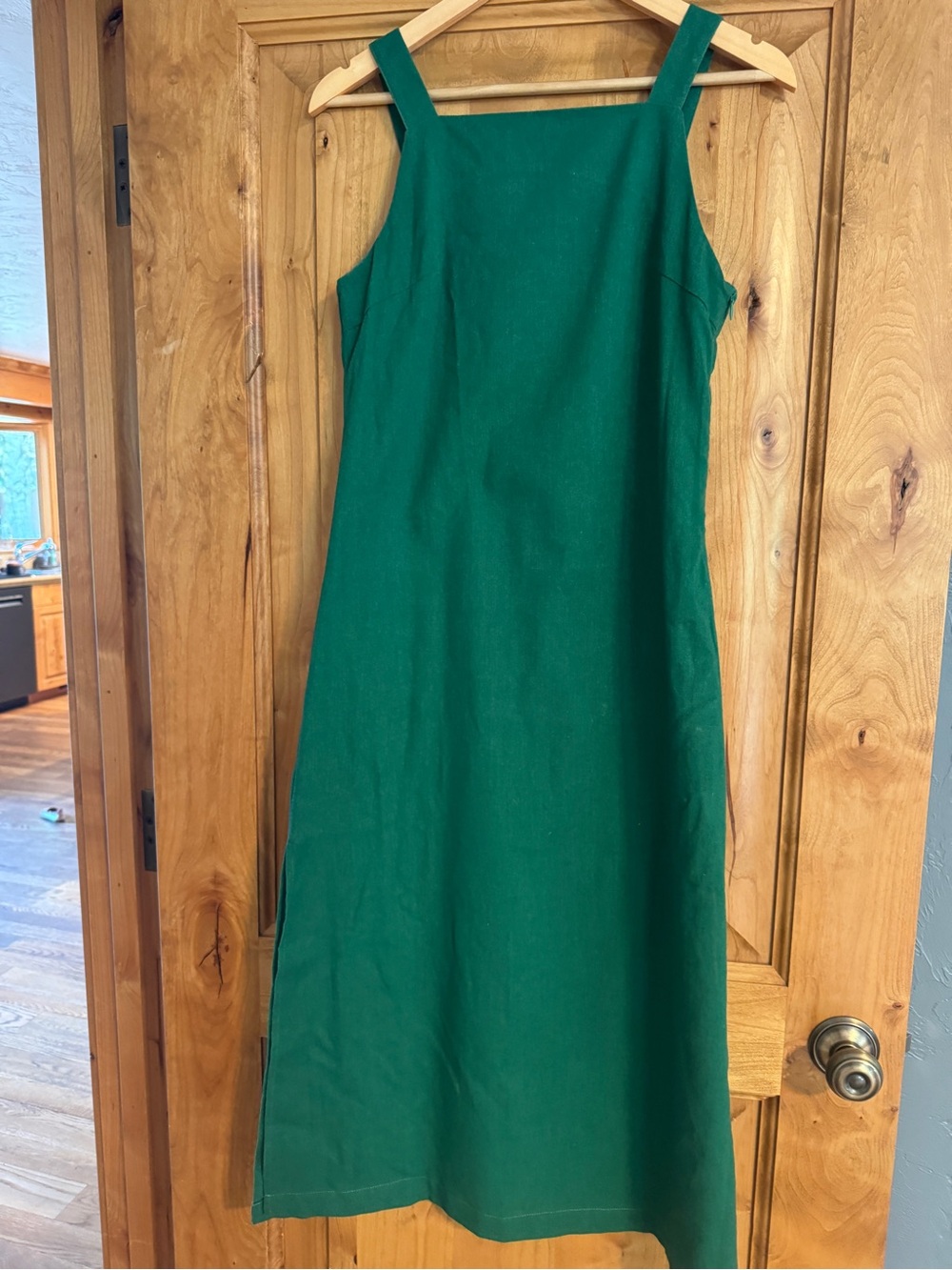Sleeveless Green Linen-Blend Midi Dress